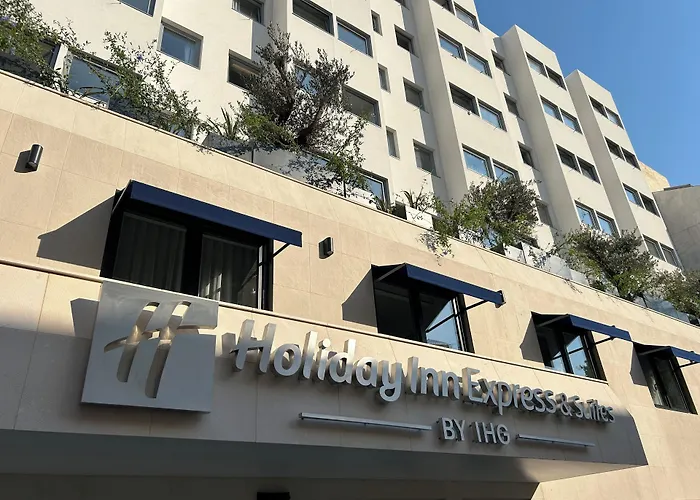 Holiday Inn Express&Suites Lisbon - Príncipe Real by IHG